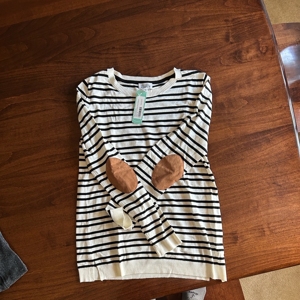 NWTStriped Sweater with Elbow Patches